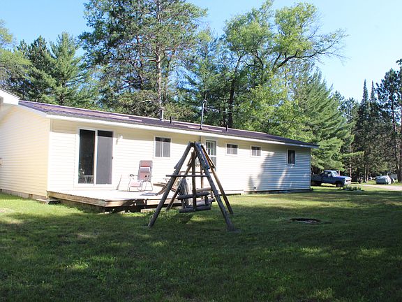 3rd image of 122 Woodleaf Dr