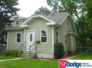 2557 Poppleton Ave, Omaha, NE 68105