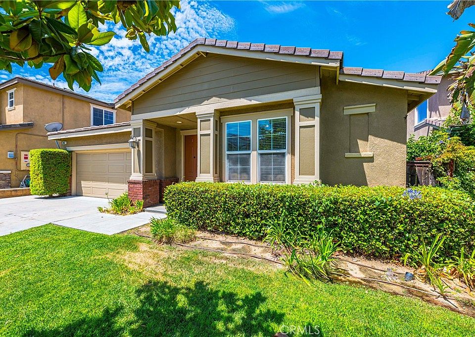 1st image of 34067 Pamplona Ave
