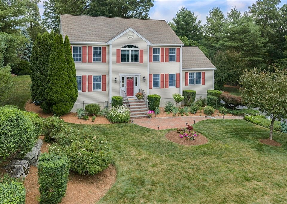 1st image of 15 Little Tree Rd