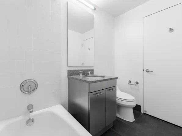 230 Ashland Place image 5 of 6