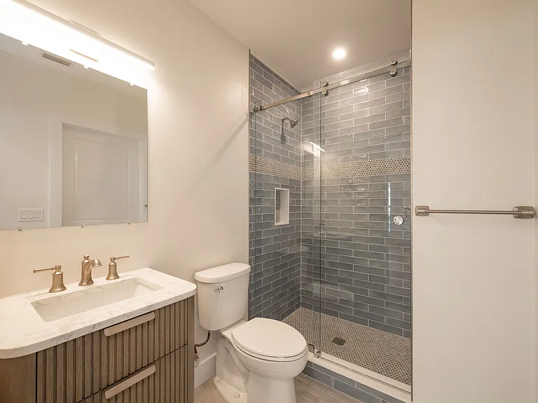 1110 Truman Ave — Photo 16