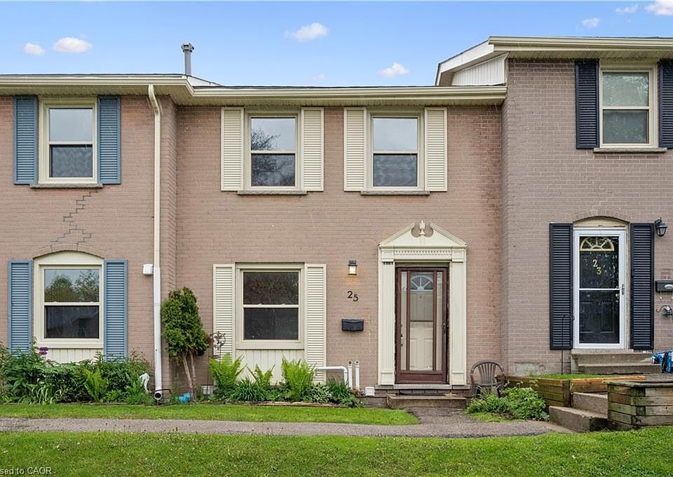 1st image of 25 Queenston Dr #34