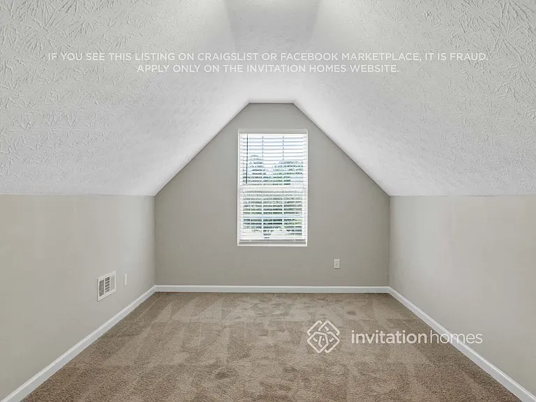 4035 Hollow Spring Trl — Photo 17