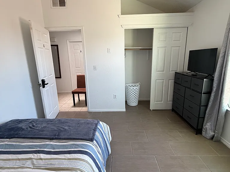 329 Tierra Linda Dr #4 — Photo 3
