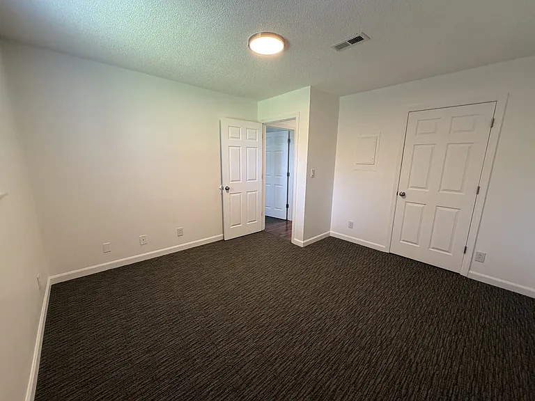 144 Mason St #6 — Photo 9