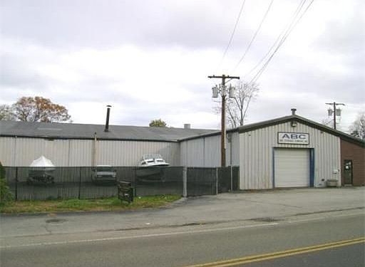 2nd image of 100 East St