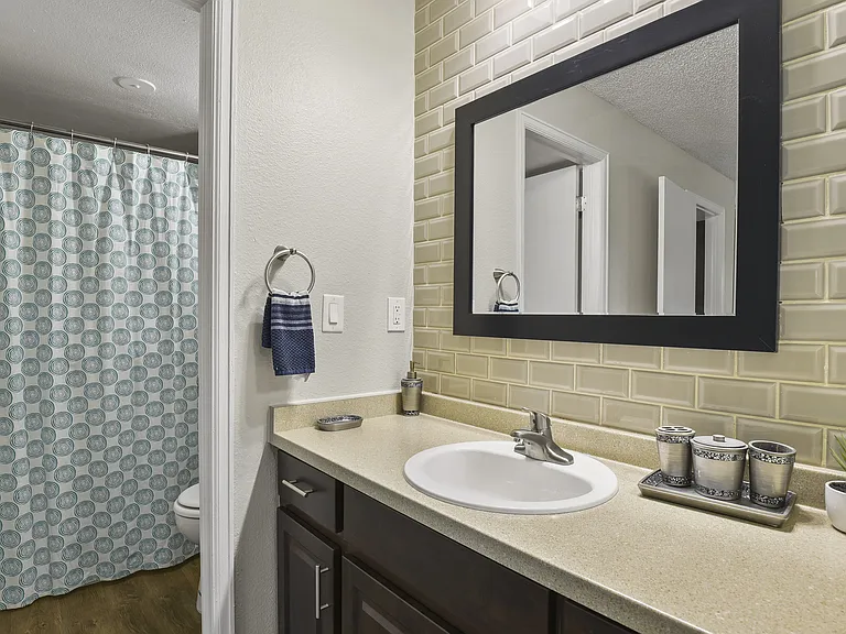 Unwind in Style