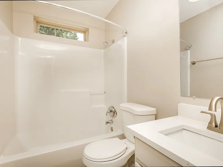 722 Lou Gehrig Cir — Photo 15