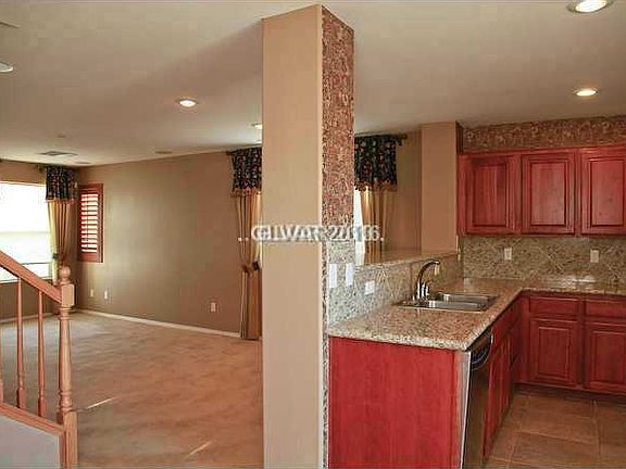 5th image of 11945 Haven St