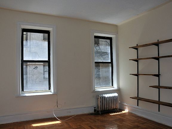 4th image of 221 E 16th St APT 1C