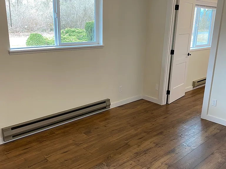 18630 Albany St SW — Photo 11