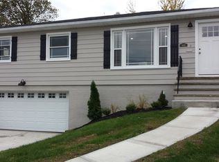 4411 Bruening Dr, Cleveland, OH 44134