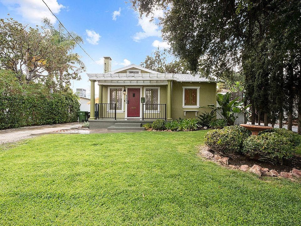 1st image of 52393 Strohm Ave