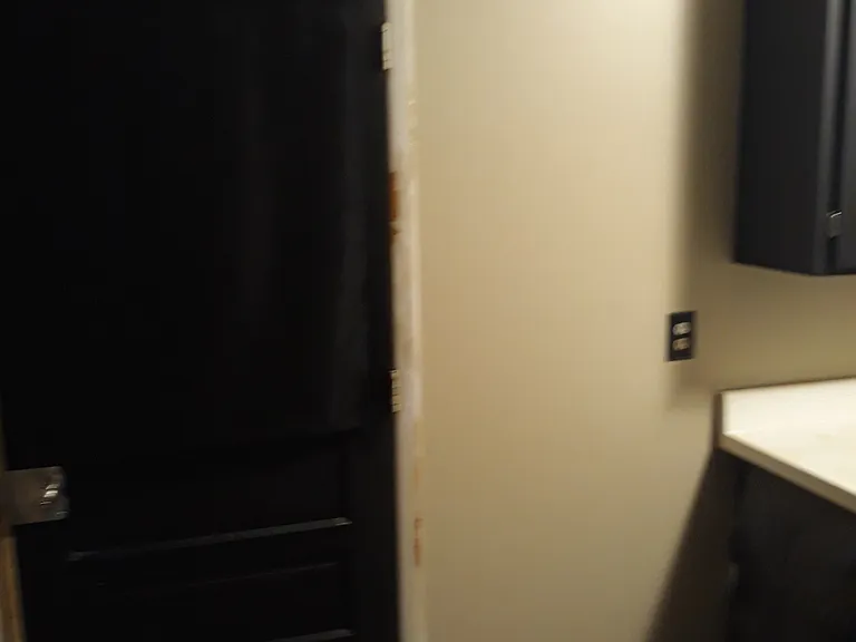 414 Sarah Dr — Photo 18