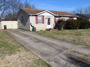 221 Edgemeade Dr, Madison, TN 37115