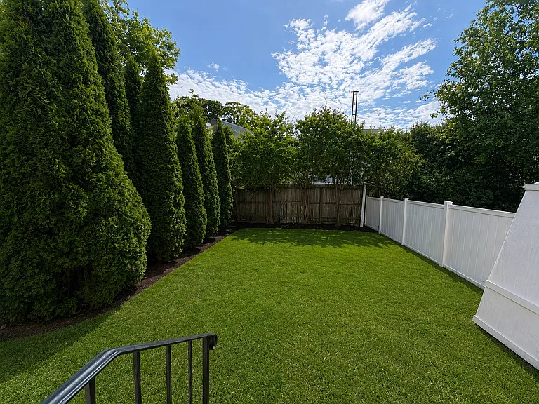 62 Hickory Rd #B — Photo 19