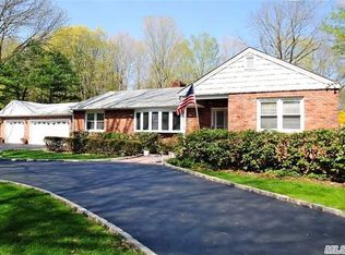 47 Maplewood Dr, Northport, NY 11768