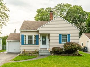 231 Newton Rd, Rochester, NY 14626