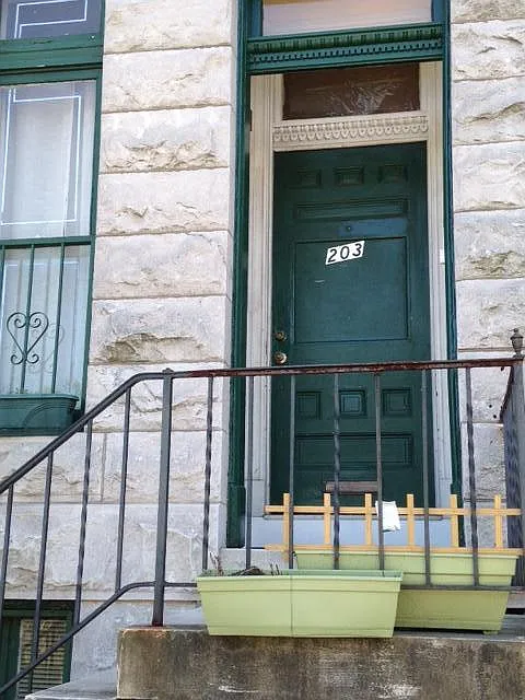 2 bed, 1.5 bath, $1,600 — Photo 2