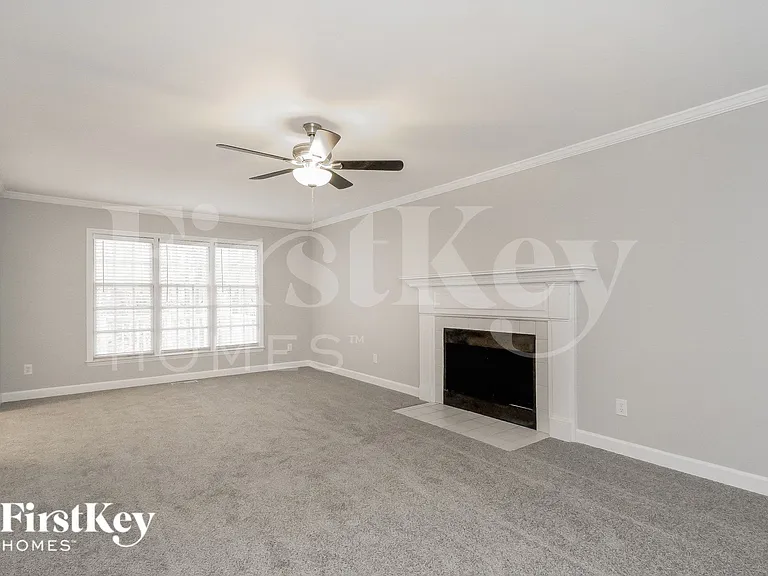 6866 Greenbrook Dr — Photo 3