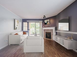 22722 Lougheed Hwy #201, Maple Ridge, BC V2X 2V6