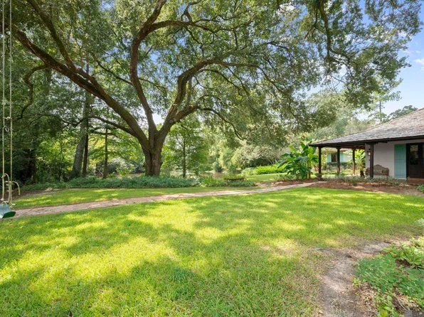 1525 Brame Dr, Baton Rouge, LA 70808