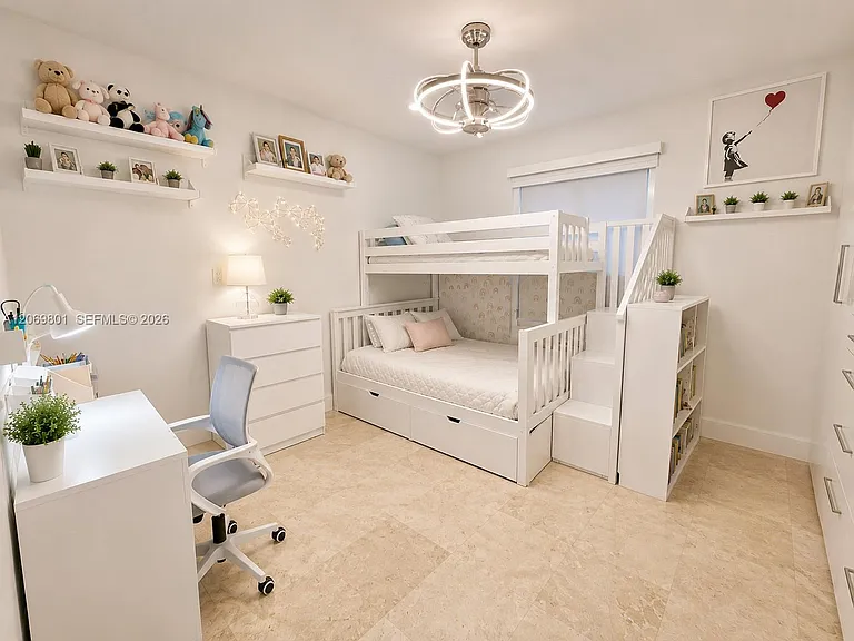 3538 SW 1st Ave — Photo 9