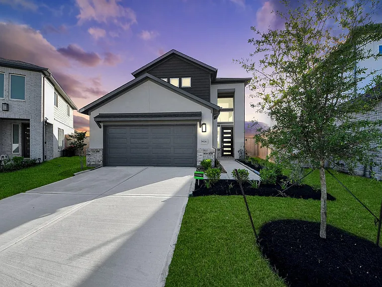 9026 Selwyn Pointe Way — Photo 2