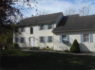 5222 Cider Press Rd, Schnecksville, PA 18078