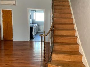 1147 Daly St, Philadelphia, PA 19148
