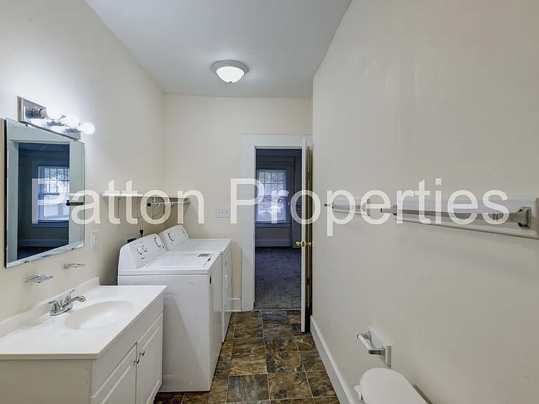 2229 Greene St — Photo 13