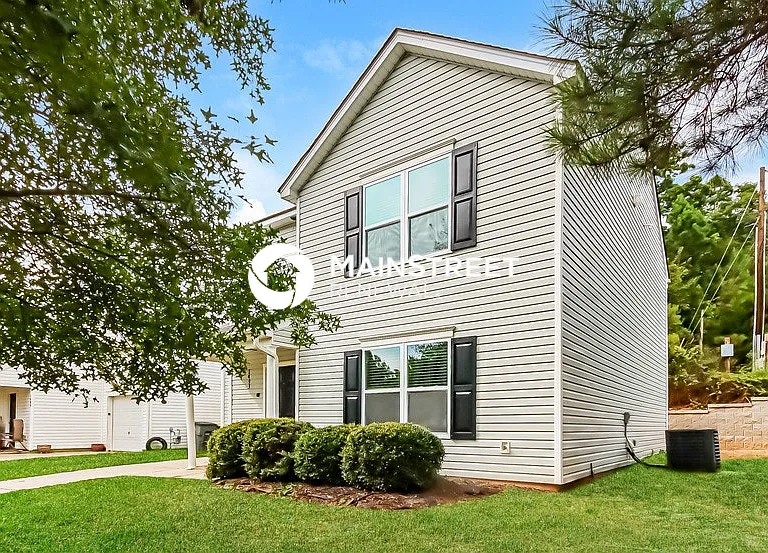 1493 Mitchell Glen St — Photo 4