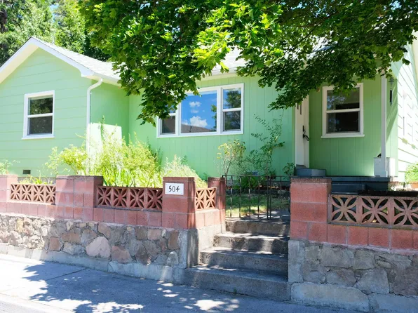 504 S A St, Mount Shasta, CA 96067