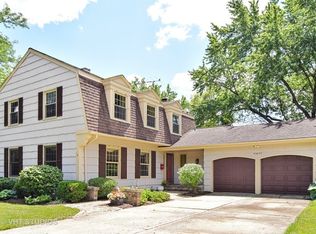 22W155 Buckingham Rd, Glen Ellyn, IL 60137