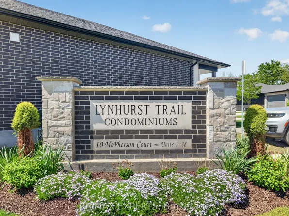 10 McPherson Ct #21, Central Elgin, ON N5P 0E6
