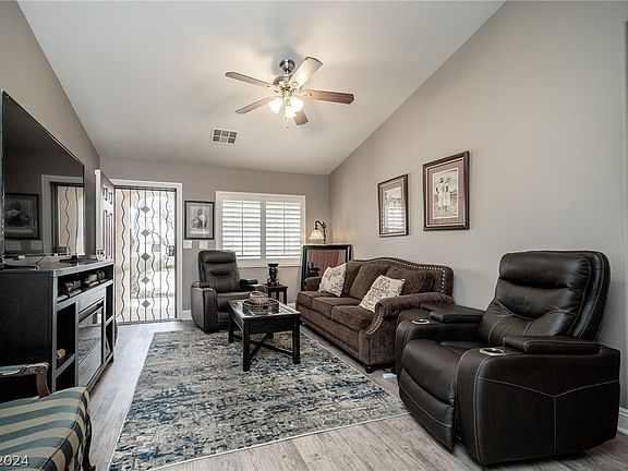 3rd image of 5404 Blue Oat Ave