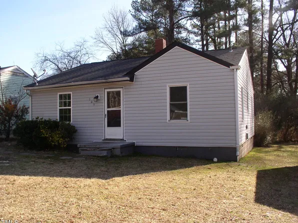 105 S Elizabeth St, Henderson, NC 27536