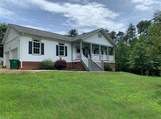 272 Victoria Cir, Madison, NC 27025