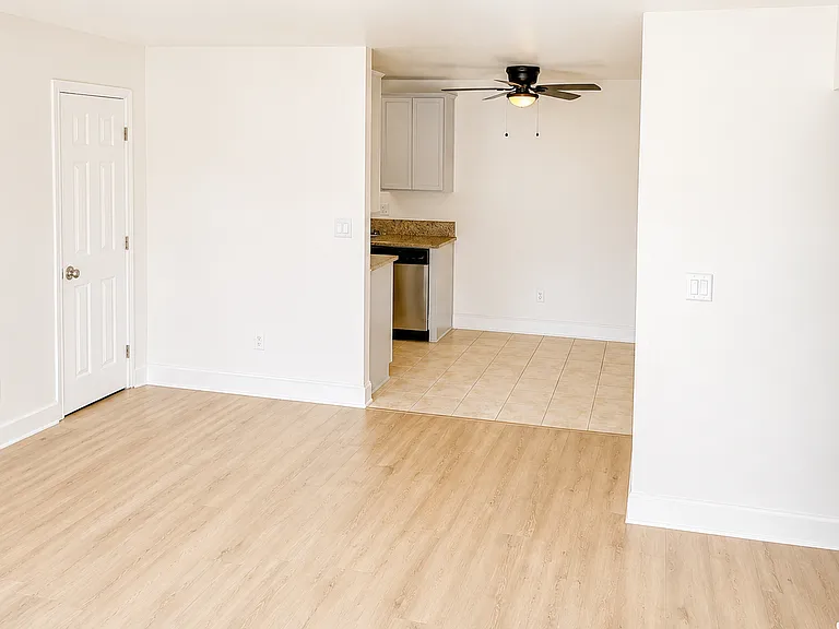 1386 E Madison Ave #17 — Photo 8