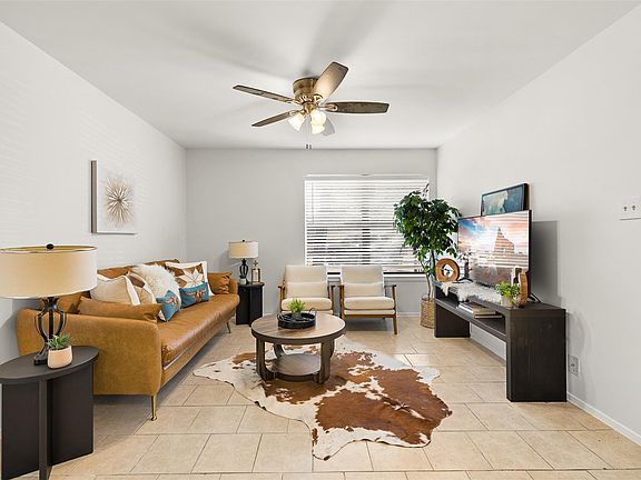 2nd image of 1500 Northwest Blvd APT 418