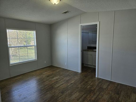 3rd image of 1234 Reynolds Rd #230