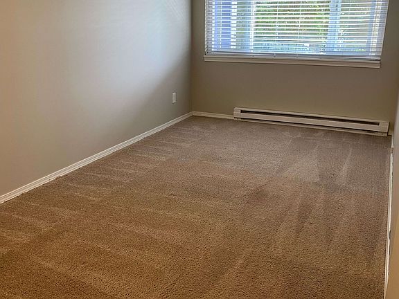 3rd image of 9906 Lake Washington Blvd NE APT 206