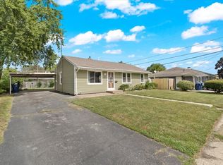 2010 W Grove Ave, Waukegan, IL 60085