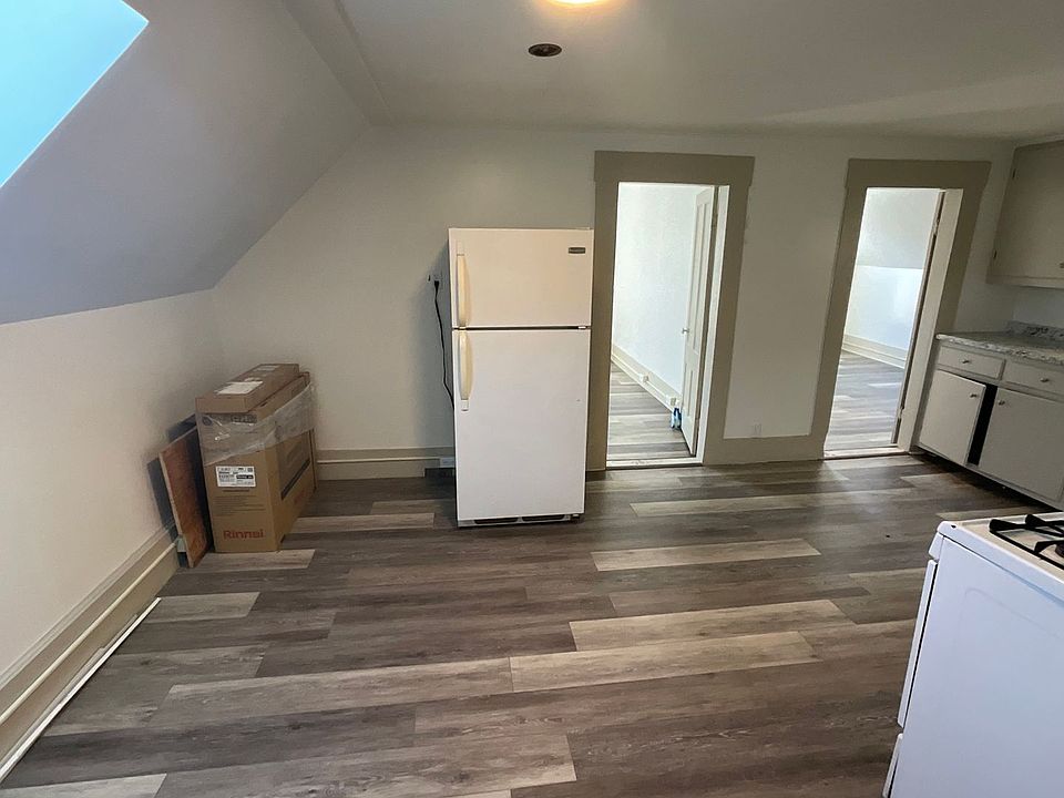 2046 Hartford Ave. Apartment Rentals Wilder, VT Zillow