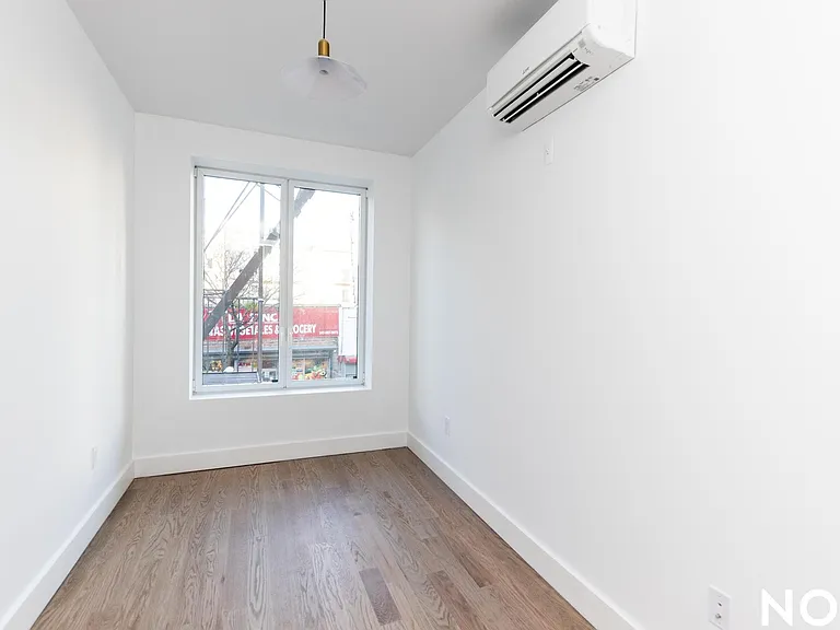 99 Moore St #2A — Photo 10