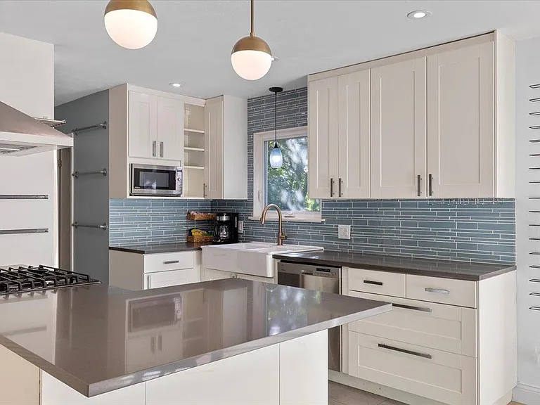 5313 Harvest Ln — Photo 15