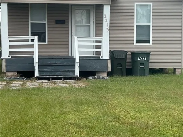 2213 11th St, Lake Charles, LA 70601