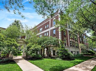 496 Sheridan Rd, Evanston, IL 60202