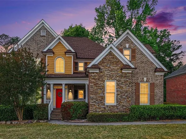 913 Arbor Dr, Loganville, GA 30052